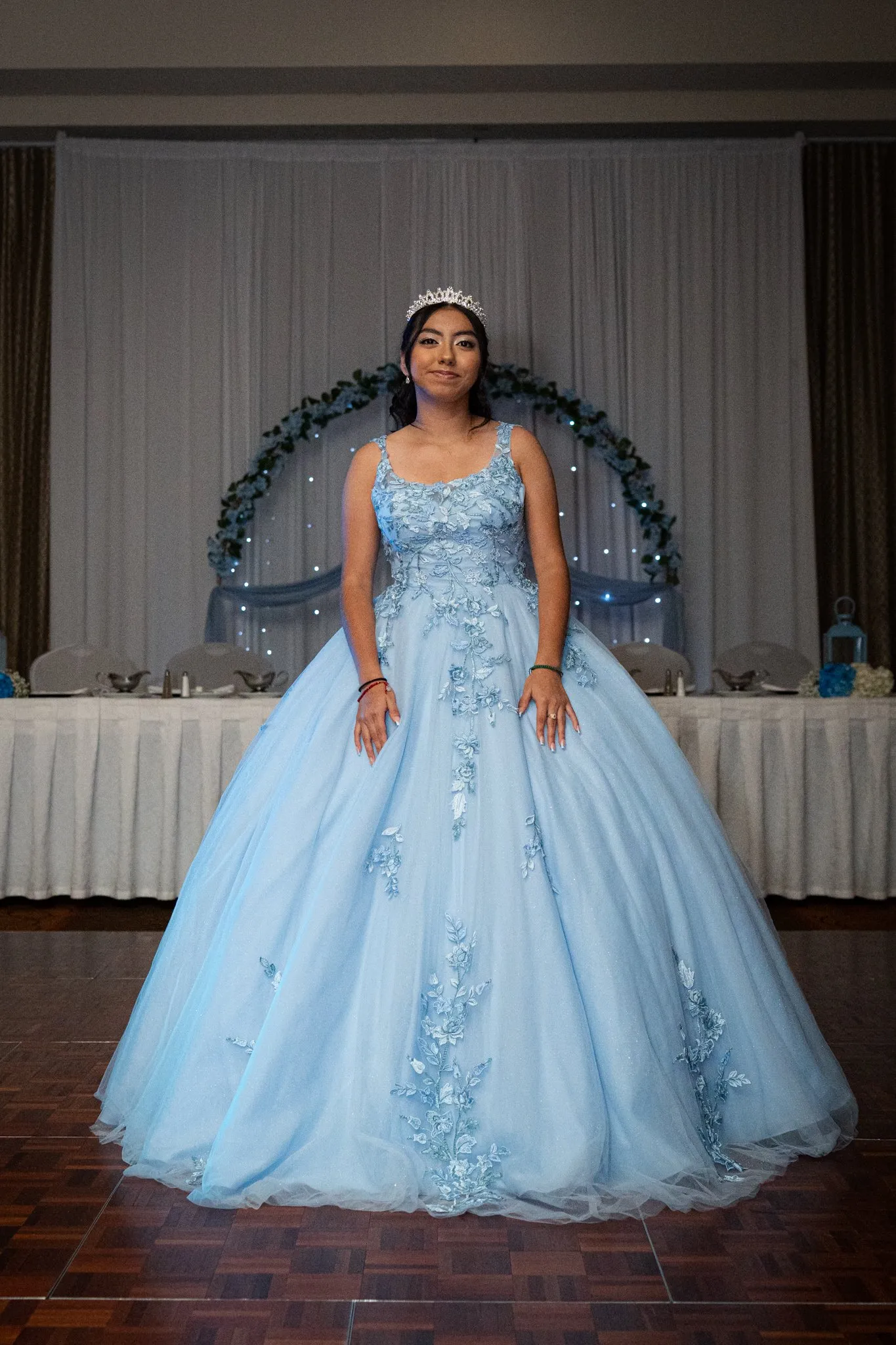 Alison's XV Quinceañera photo 6 by Dallas photographer Rony Lanza