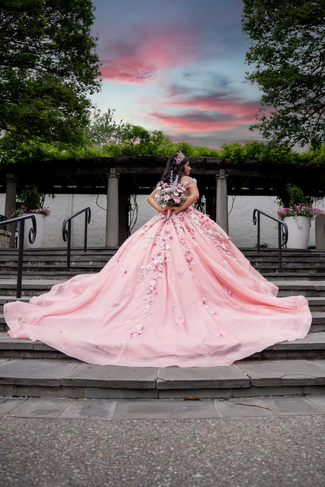 Aliyah's XV Quinceañera photo 5 by Dallas photographer Rony Lanza