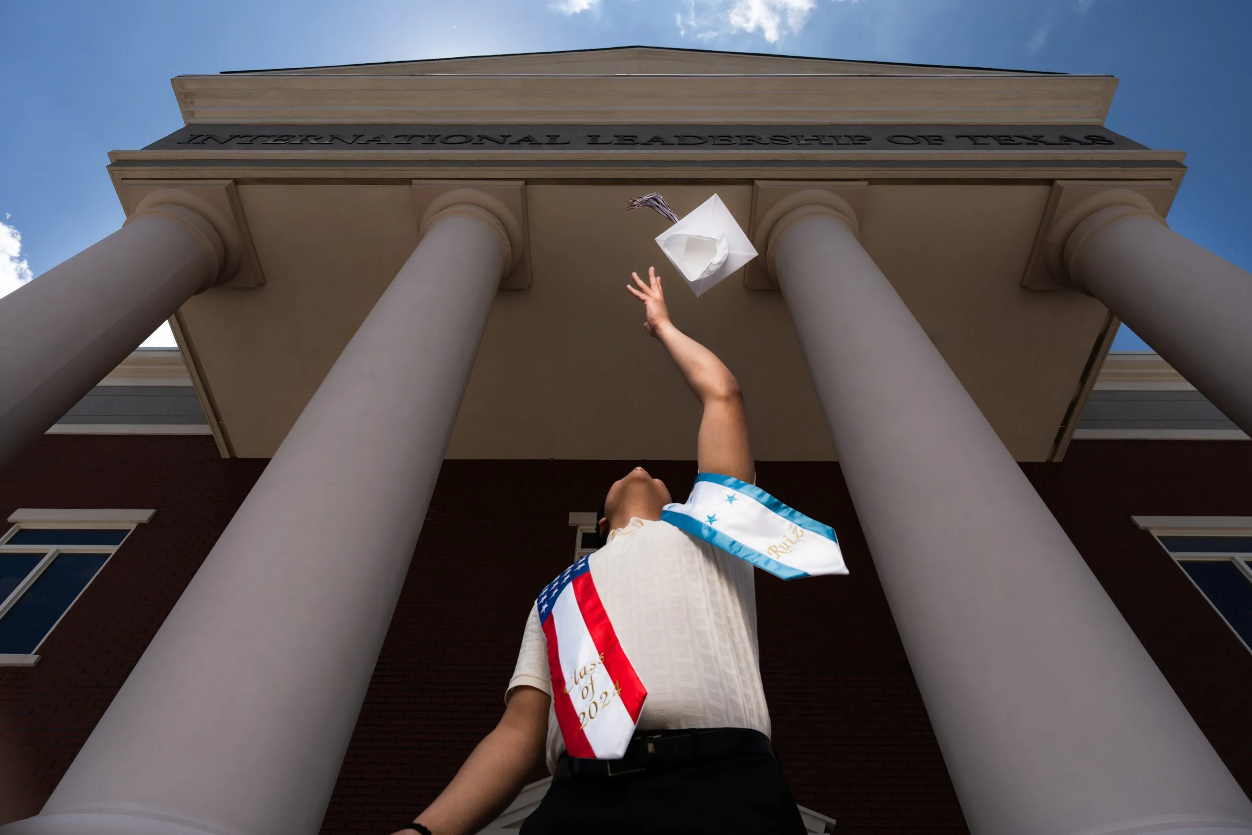 Erick's Senior Shoot senior portrait photo 10 by Dallas photographer Rony Lanza