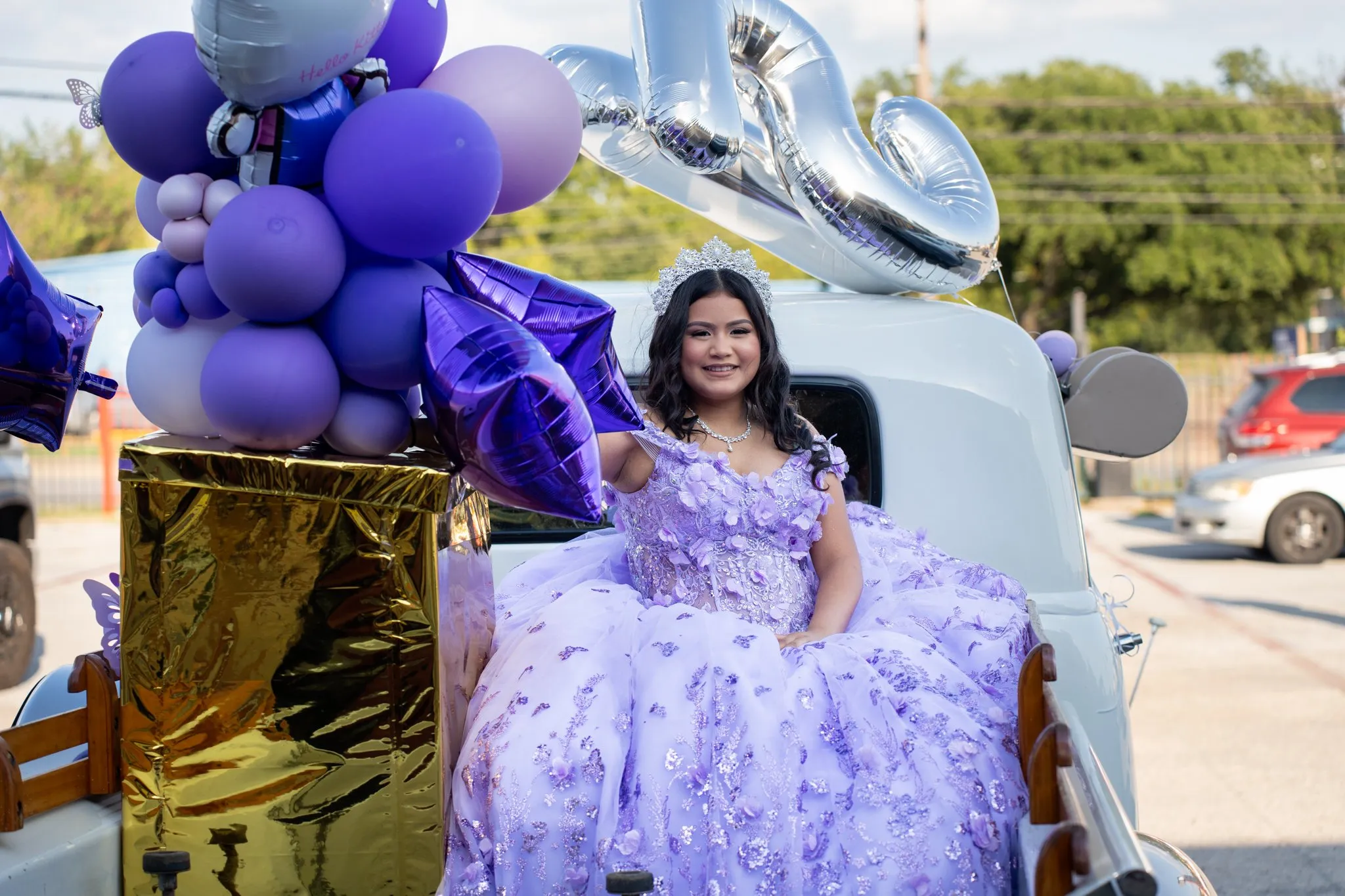 Lizzy's XV Quinceañera photo 5 by Dallas photographer Rony Lanza