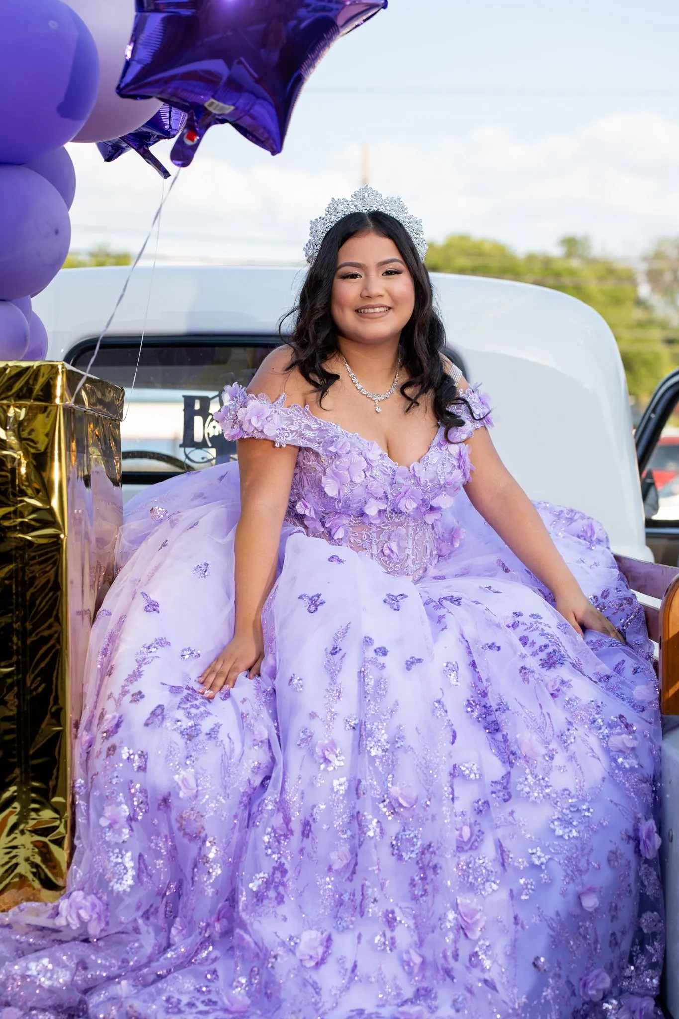 Lizzy's XV Quinceañera photo 6 by Dallas photographer Rony Lanza