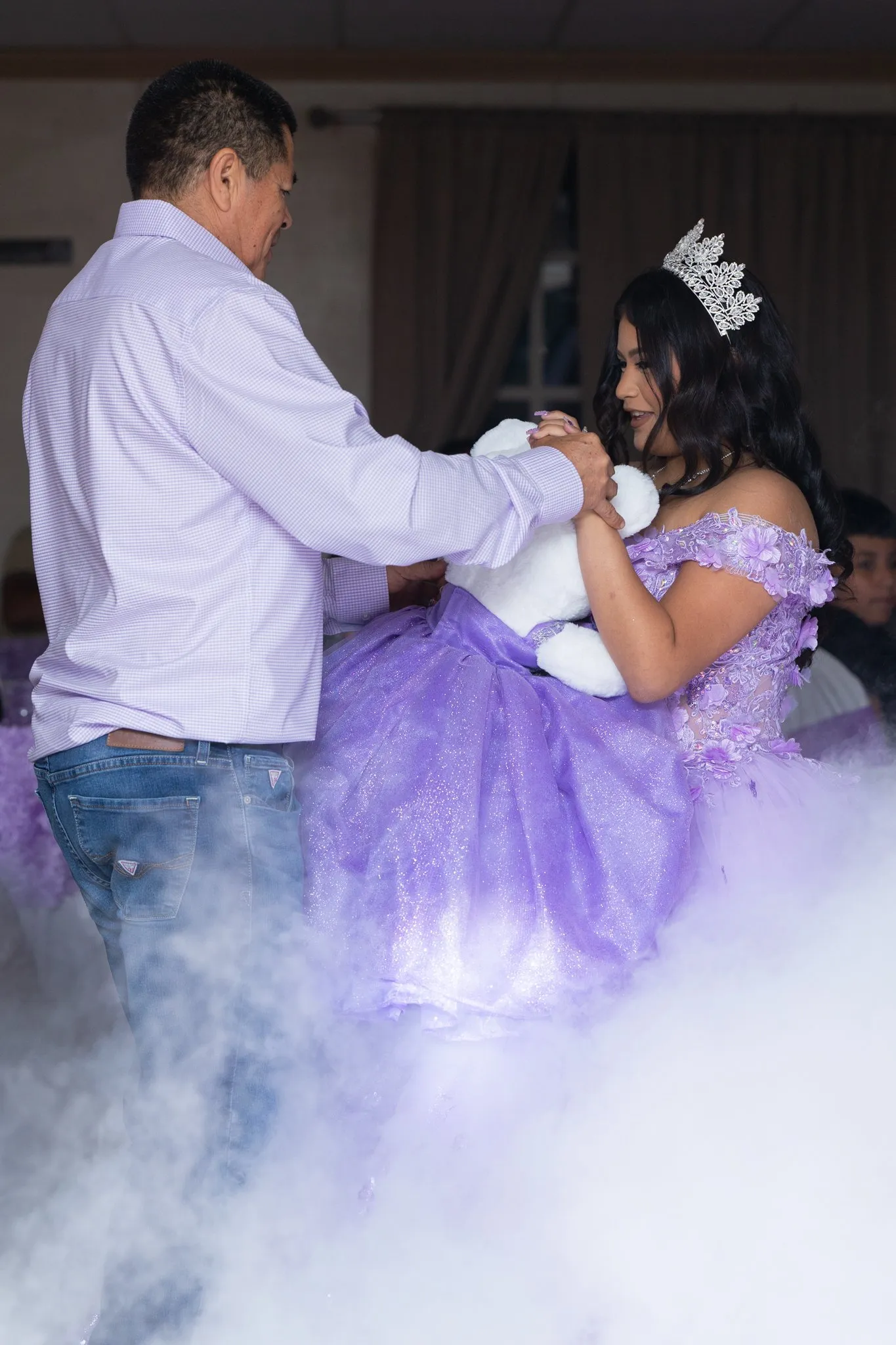 Lizzy's XV Quinceañera photo 16 by Dallas photographer Rony Lanza