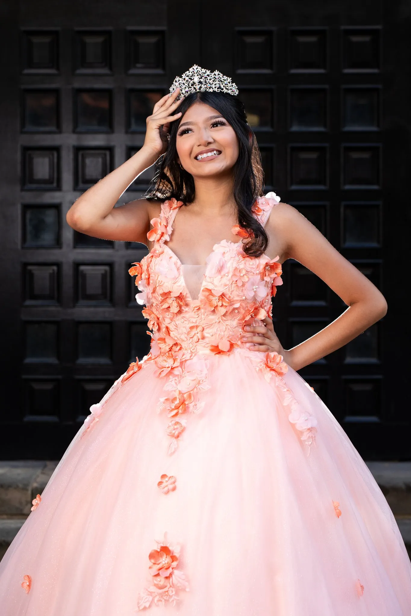 Natalia's XV Quinceañera photo 2 by Dallas photographer Rony Lanza