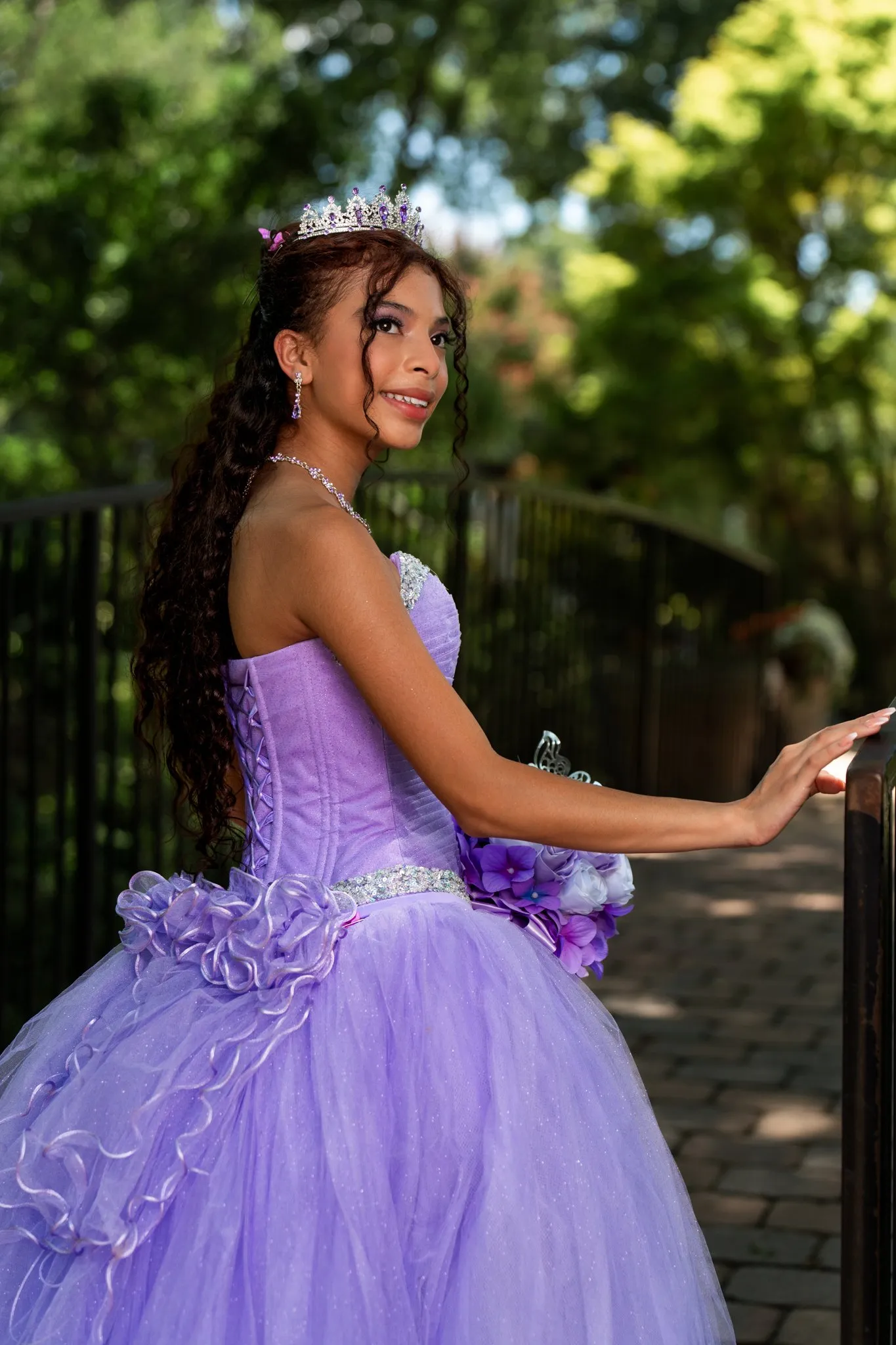 Stefany's XV Quinceañera photo 6 by Dallas photographer Rony Lanza
