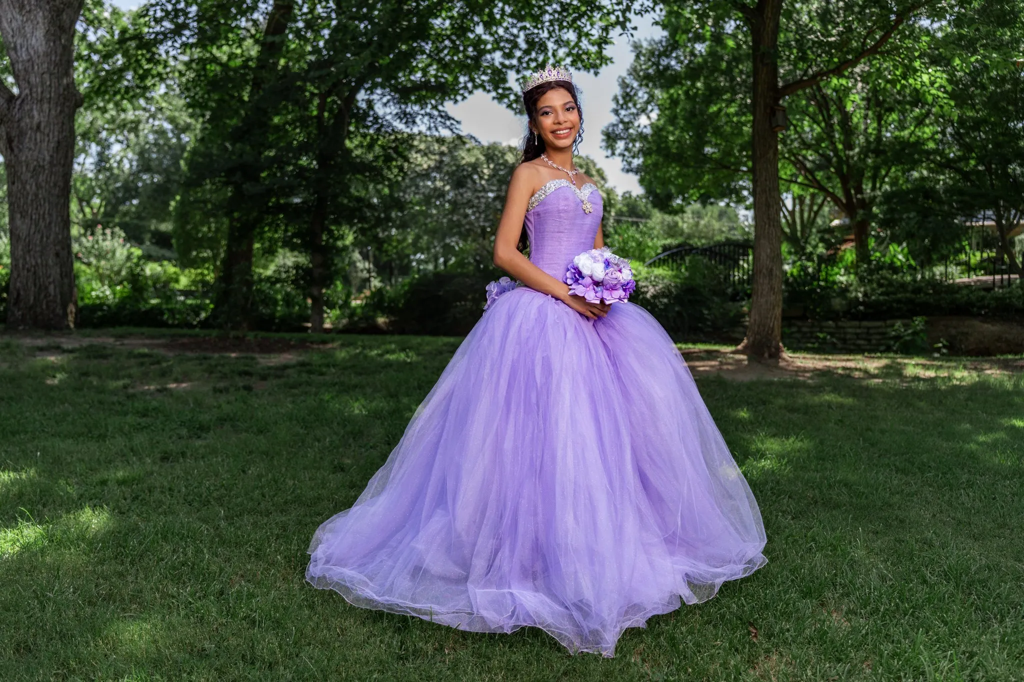 Stefany's XV Quinceañera photo 21 by Dallas photographer Rony Lanza