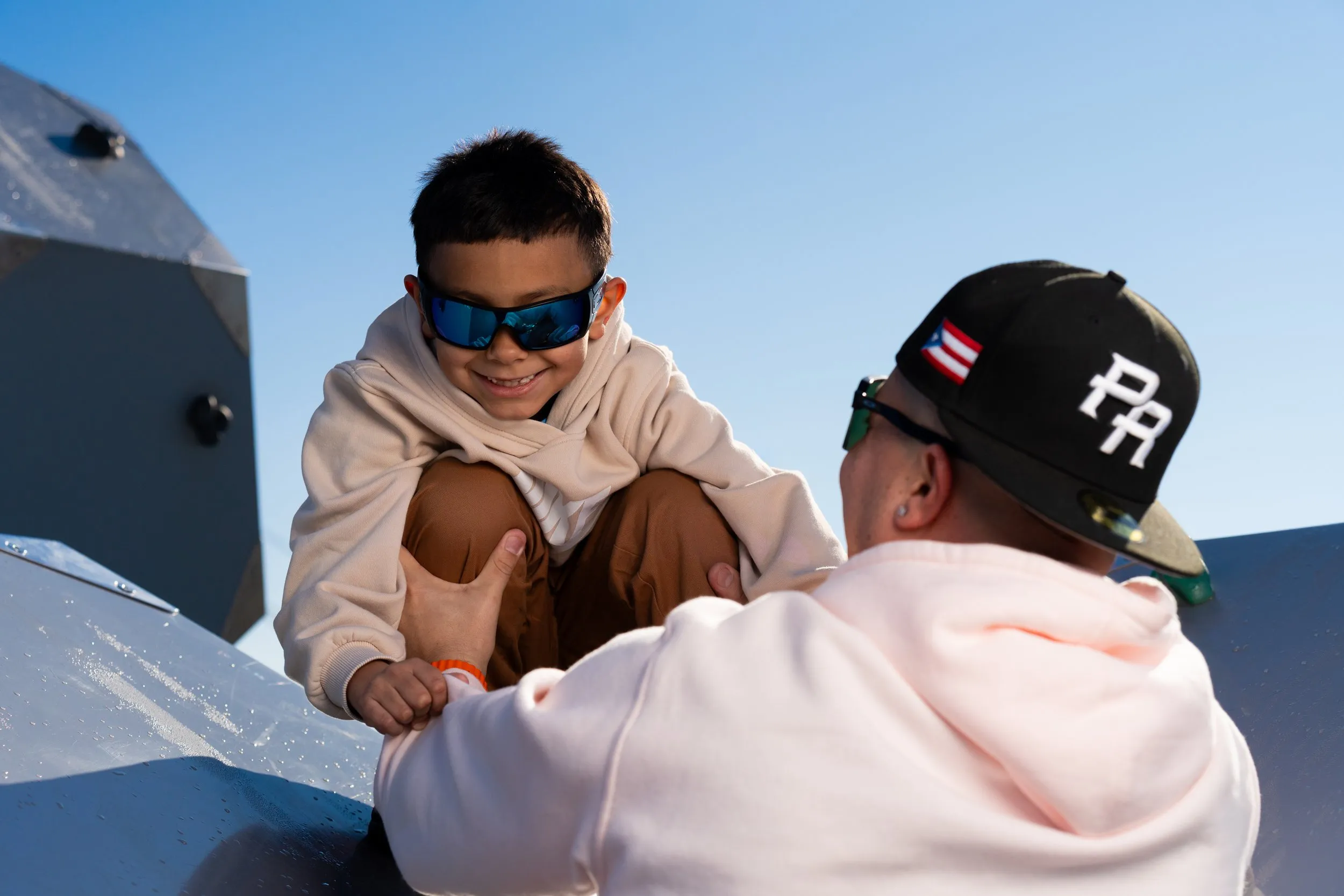 The Riveras family photo session photo 3 by Dallas photographer Rony Lanza