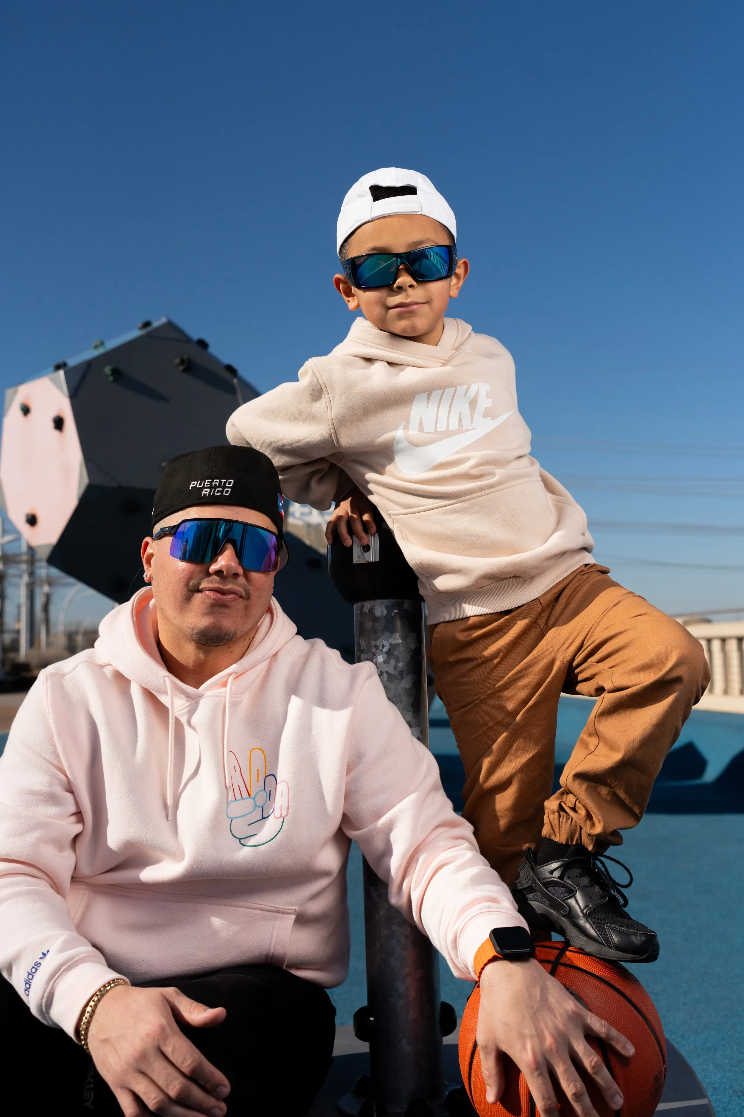 The Riveras family photo session photo 5 by Dallas photographer Rony Lanza