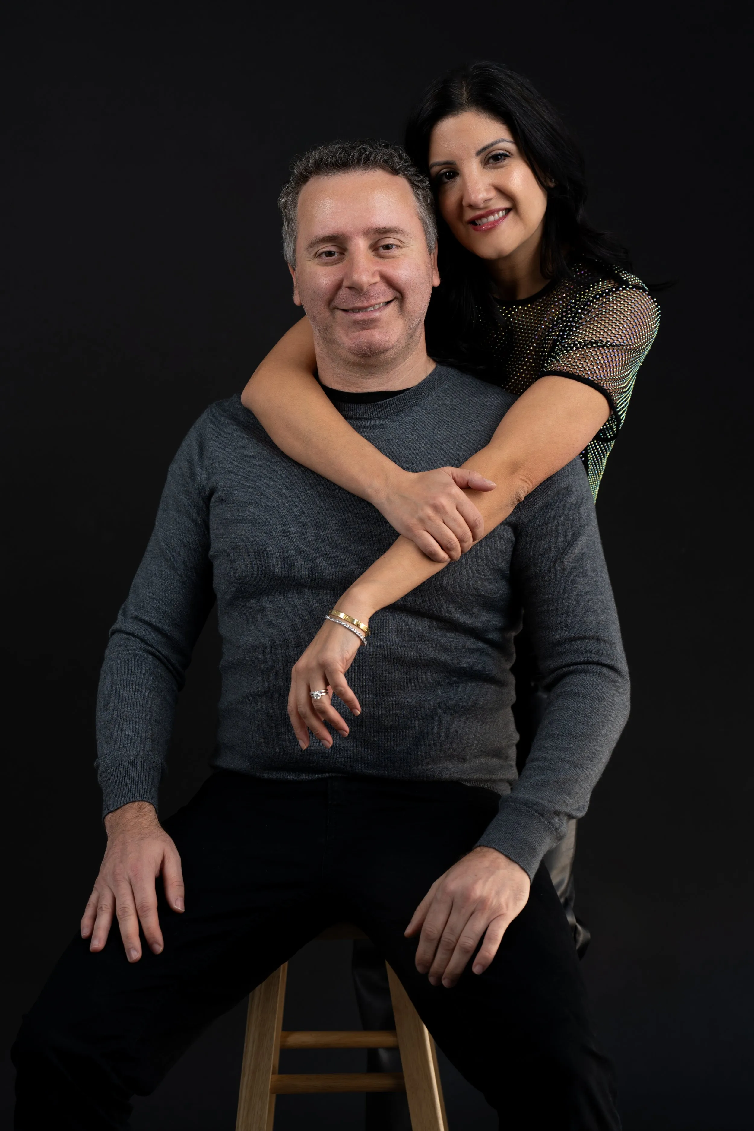 The Yacob Family family photo session photo 3 by Dallas photographer Rony Lanza