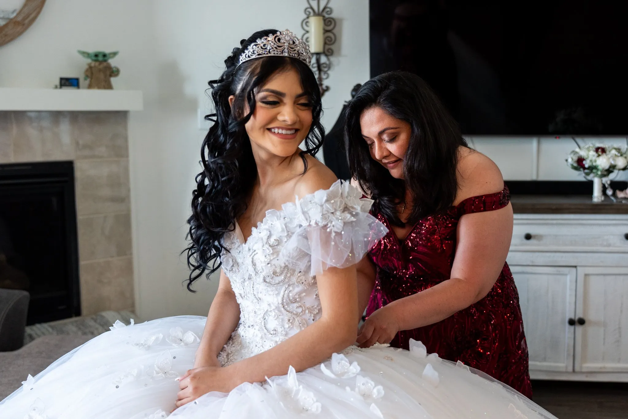 The Final Touches – Behind the Lens: Candid Quinceañera Moments You’ll Wish You Captured From a Dallas Quince Photographer