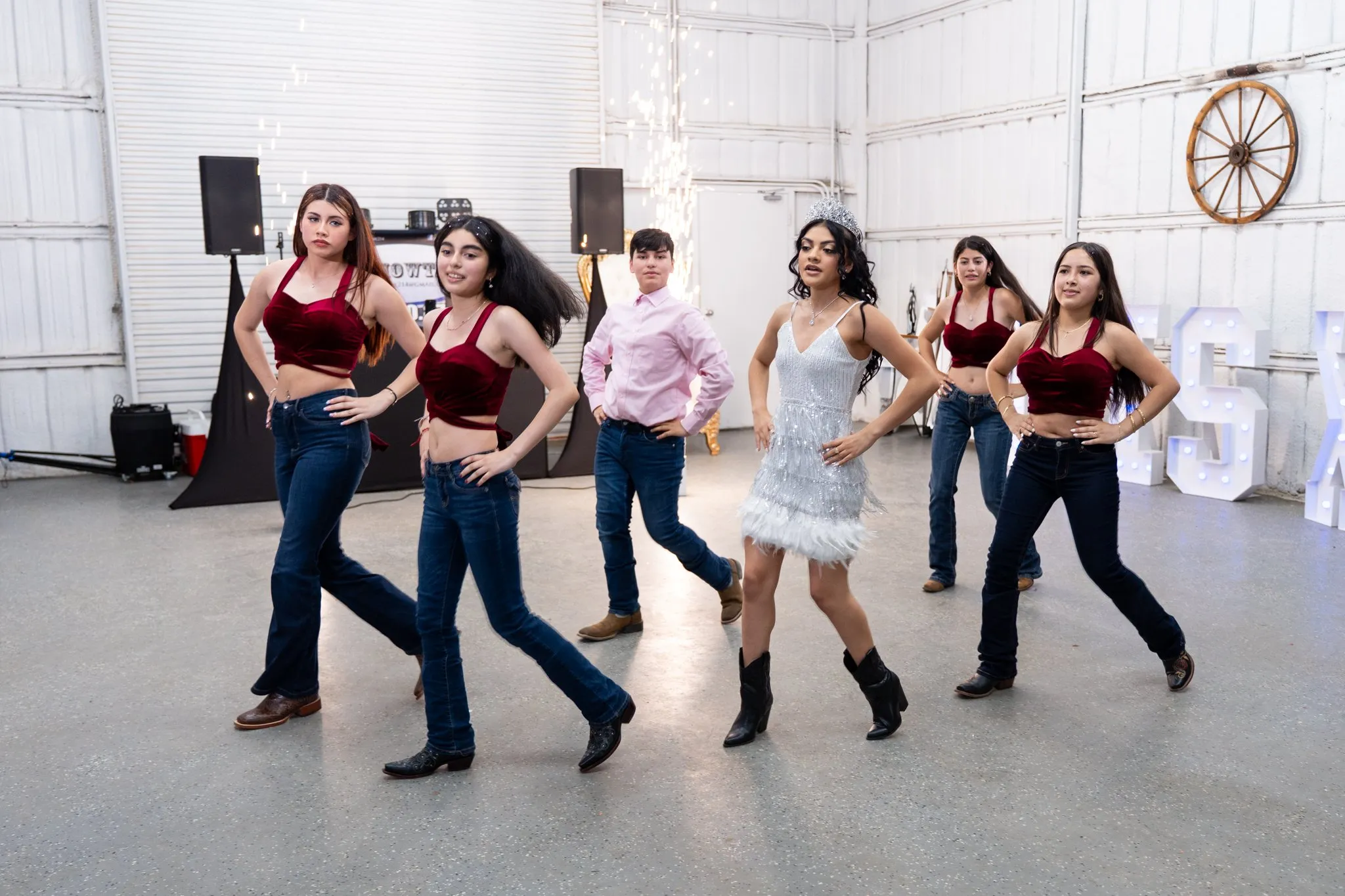 Ysabella's XV Quinceañera photo 22 by Dallas photographer Rony Lanza