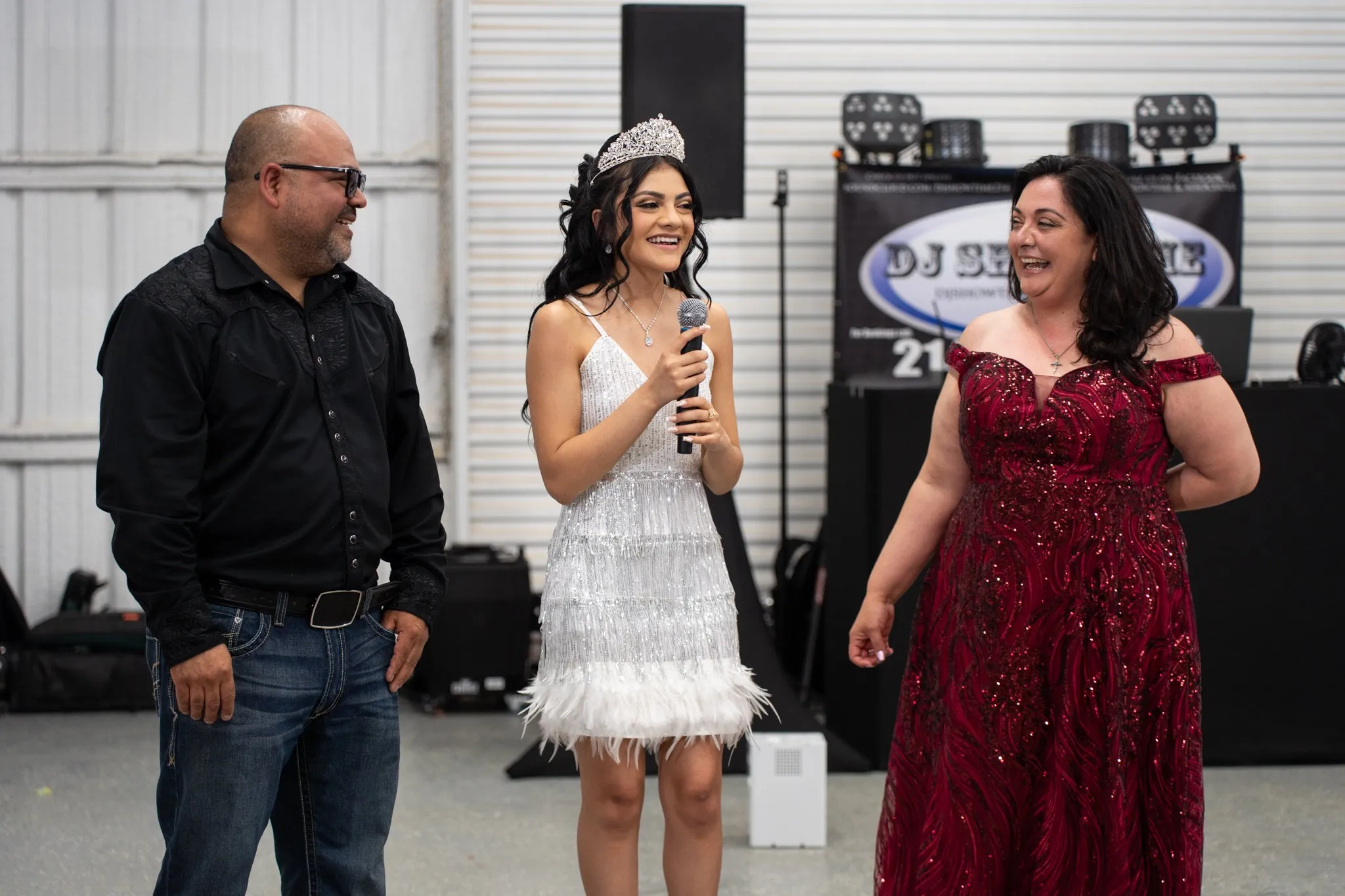 Ysabella's XV Quinceañera photo 23 by Dallas photographer Rony Lanza